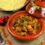 Tajine de poulet pruneaux et amandes
